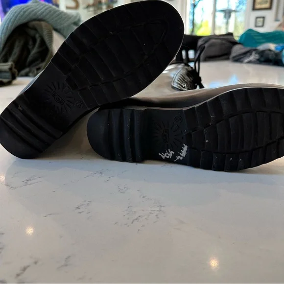 Ugg Madelynn Lace Up Rubber Rain Boots size 5 - Picture 4 of 10